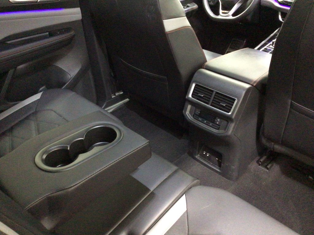 Used 2024 Volkswagen Atlas SUV