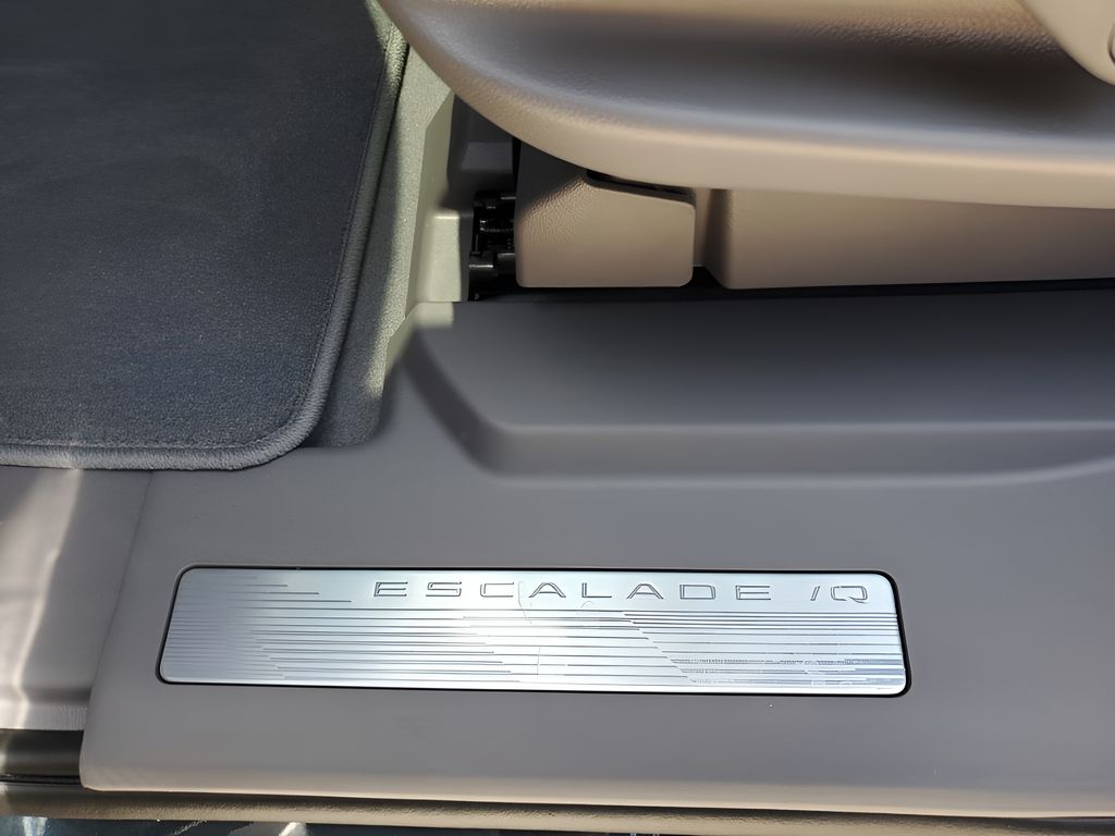 New 2026  Cadillac Luxury image 21