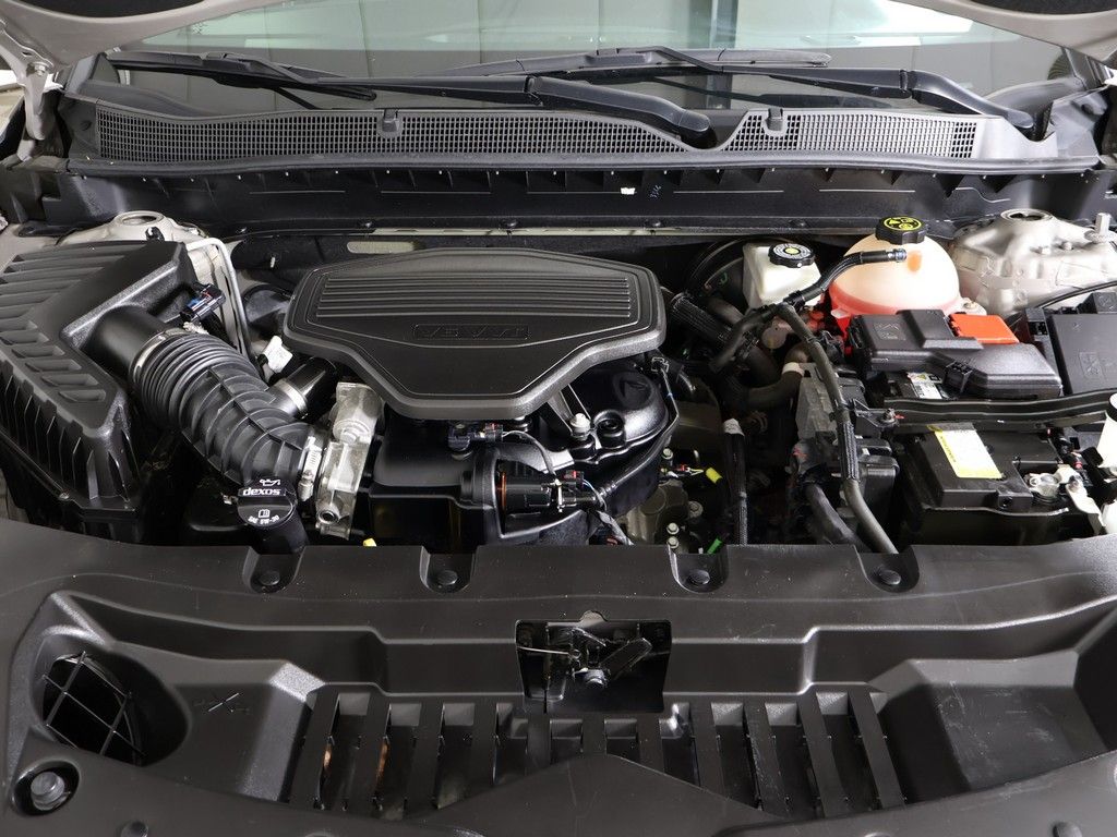 Used 2021 Gray Chevrolet LT image 22