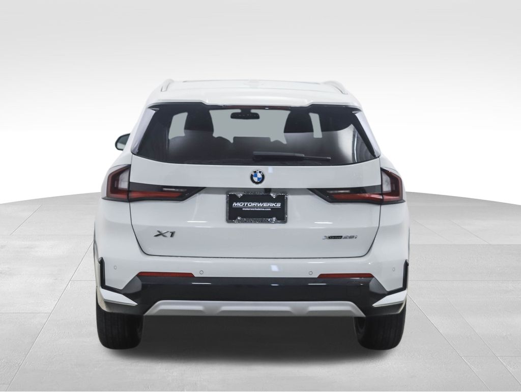 Thumbnail: 2025 BMW X1 - 4