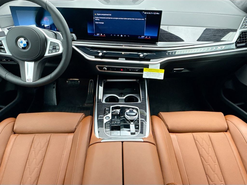 Thumbnail: 2027 BMW X7 - 13