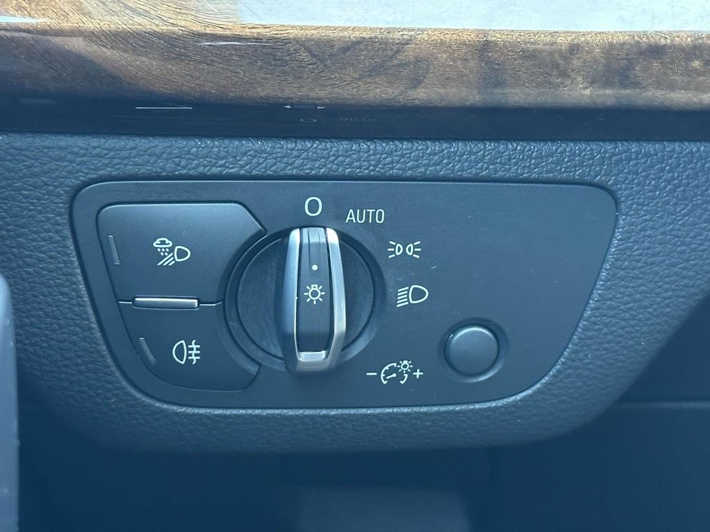 2018 Audi Q5 Premium 11