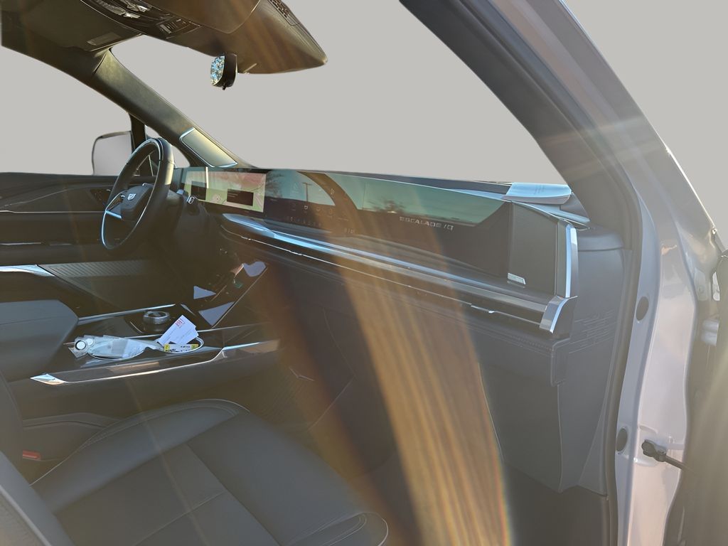 Used Car 2025 Cadillac Escalade Iq  Luxury 2 For Sale Under $130,000 In Austin, Texas