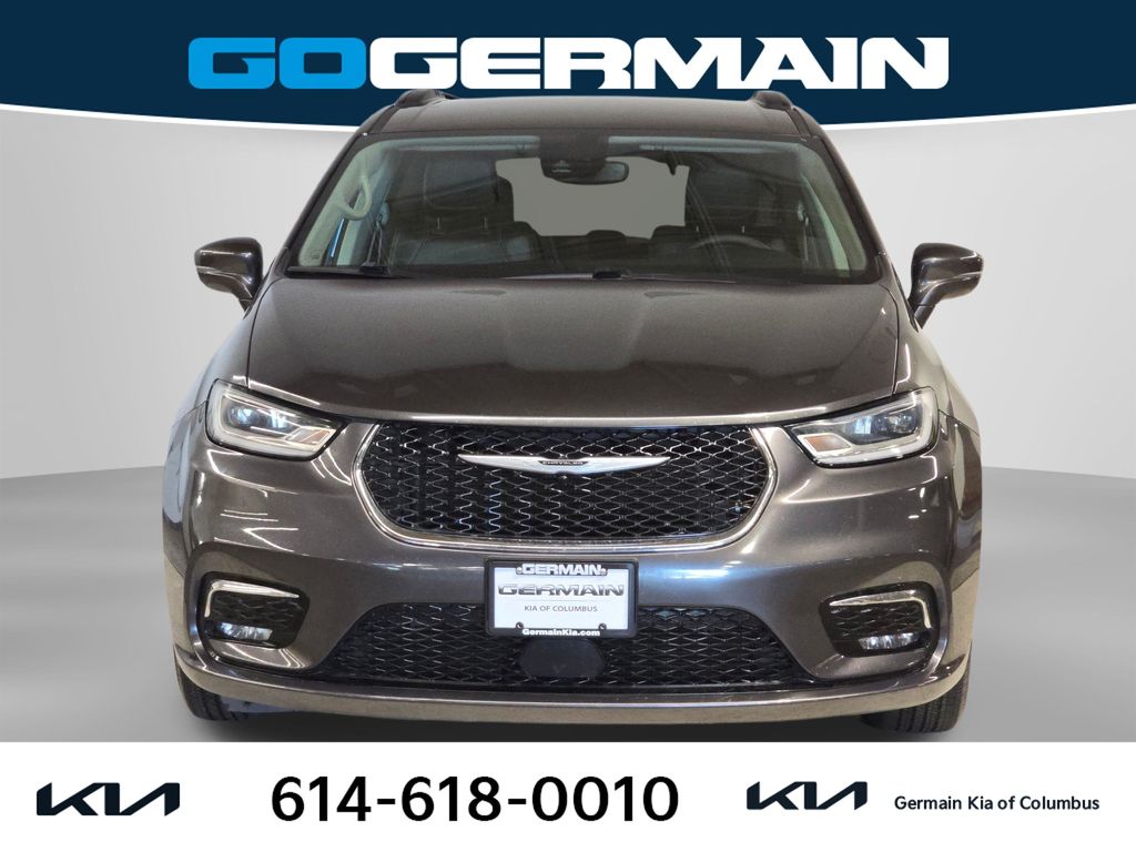 Used 2022 Gray Chrysler Touring L image 2