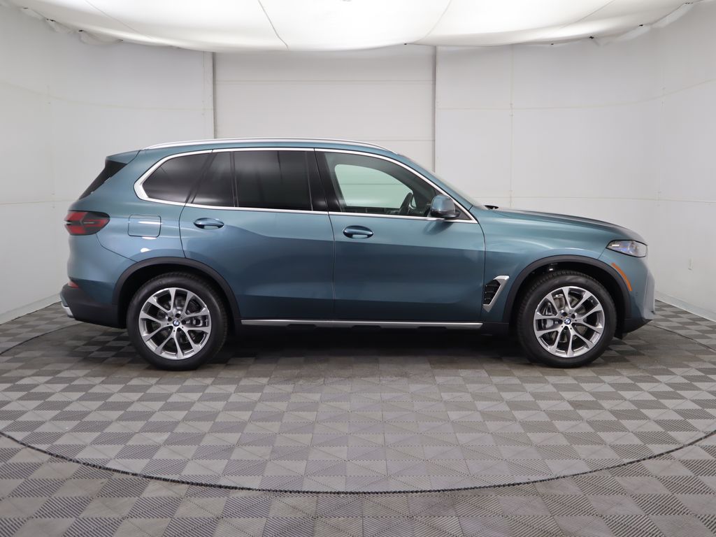 Thumbnail: 2026 BMW X5 - 5