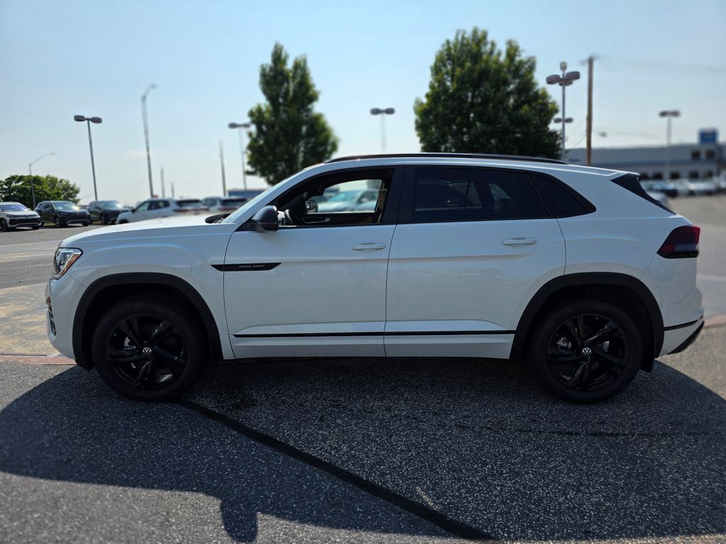 2026 Volkswagen Atlas Cross Sport 2.0T SEL R-Line Black - 10