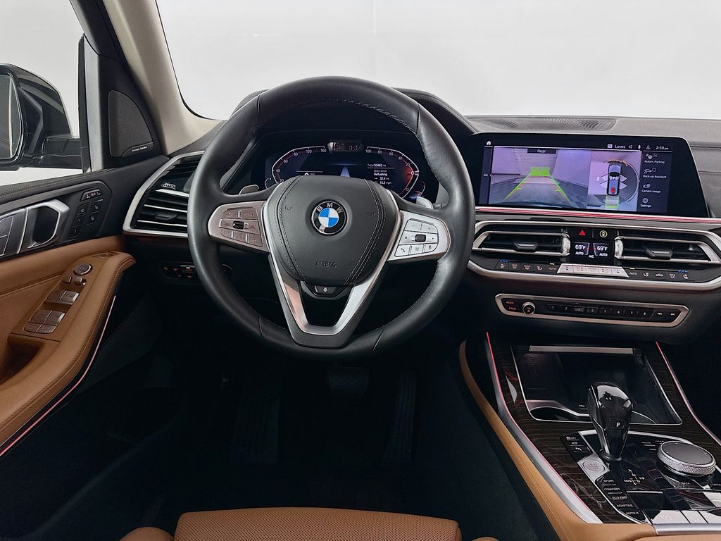 Thumbnail: 2021 BMW X7 - 23