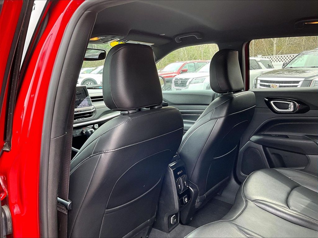 2022 Jeep Compass — photo 22