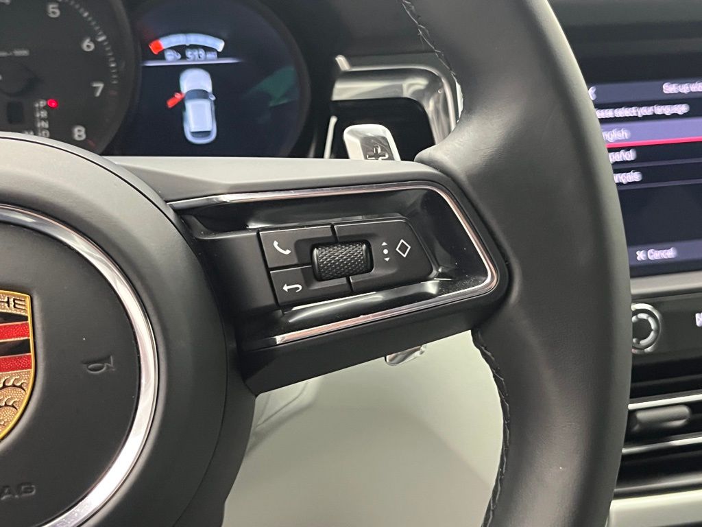 Thumbnail: 2025 Porsche Macan - 14