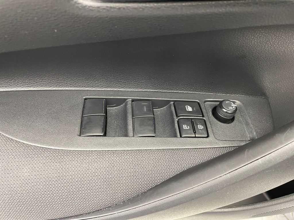 2023 Toyota Corolla LE 10