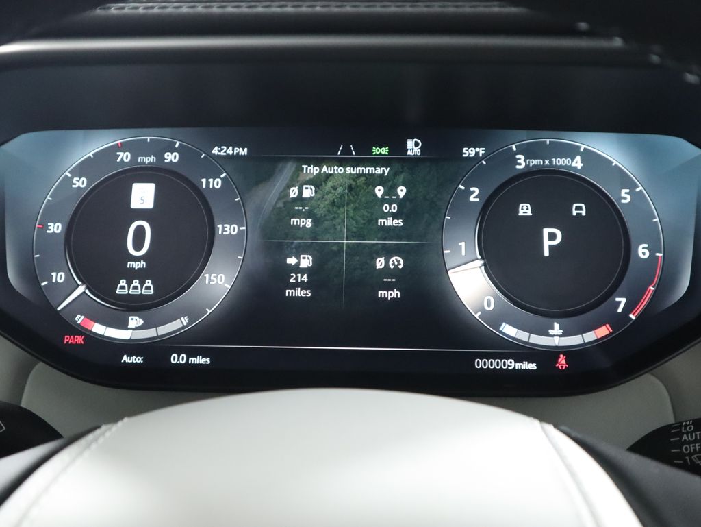 Thumbnail: 2026 Land Rover Range Rover Sport - 32