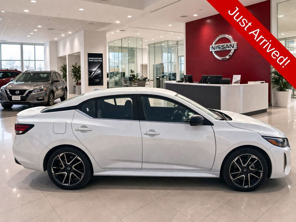 2024 Nissan Sentra SR FWD