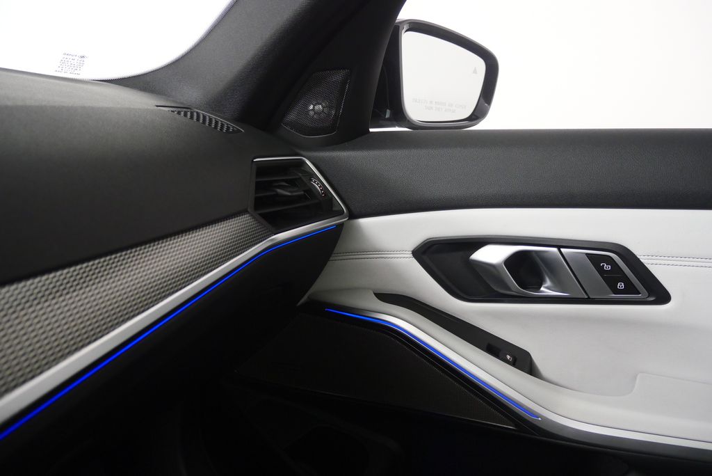 Thumbnail: 2021 BMW M3 - 31