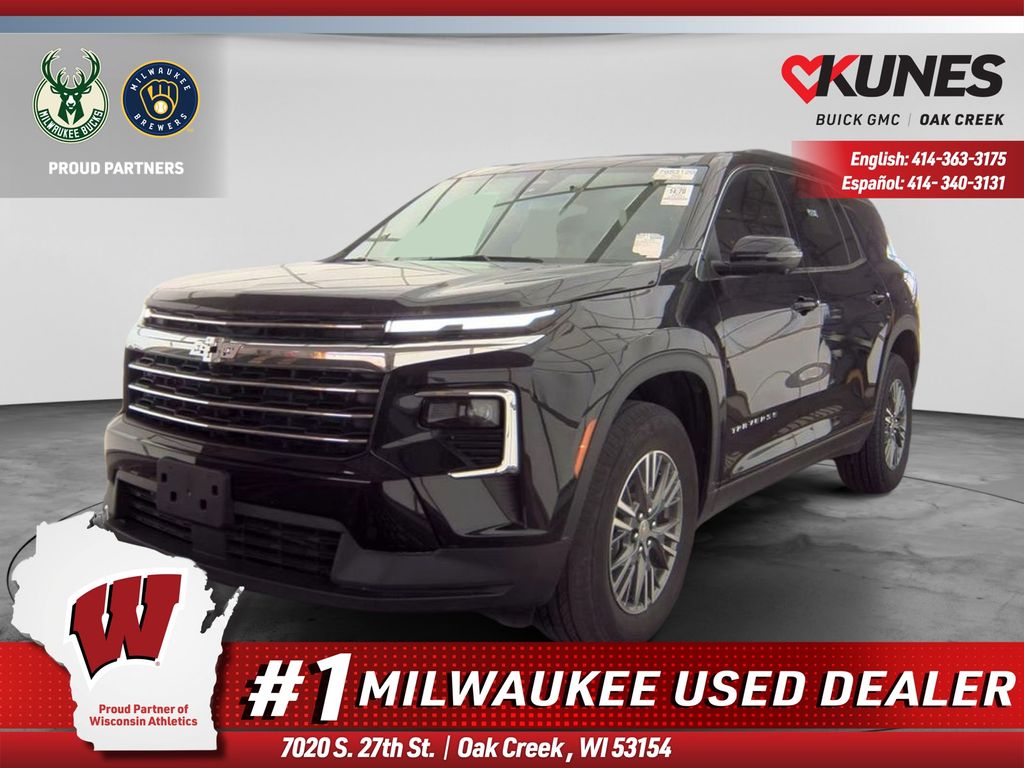 Mosaic Black Metallic 2024 Chevrolet Traverse SUV / Crossover Front-Wheel Drive 8-Speed Automatic