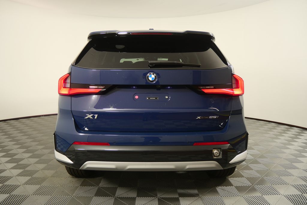 Thumbnail: 2026 BMW X1 - 4
