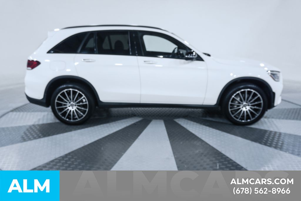 Used 2022 White Mercedes-Benz GLC 300 image 7