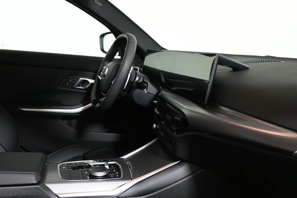 Thumbnail: 2026 BMW 3 Series - 31