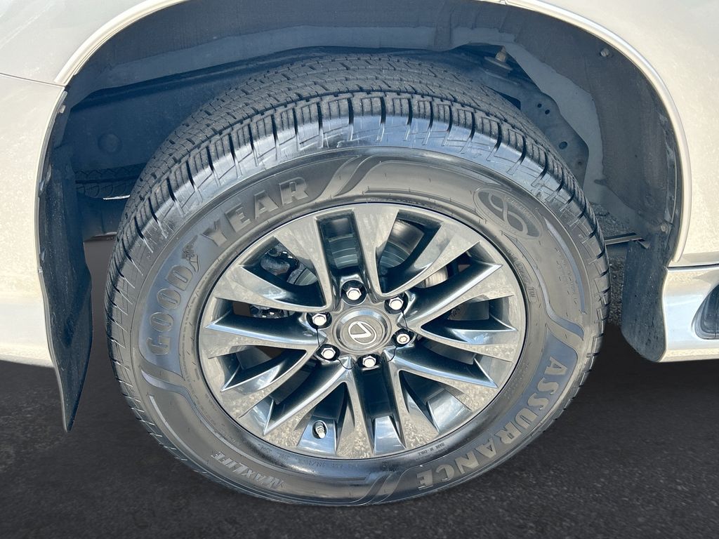 Thumbnail: 2023 Lexus GX - 28