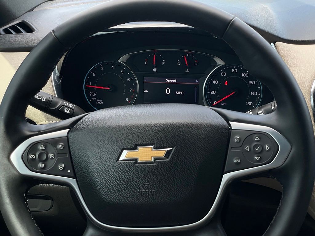 Thumbnail: 2023 Chevrolet Traverse - 12