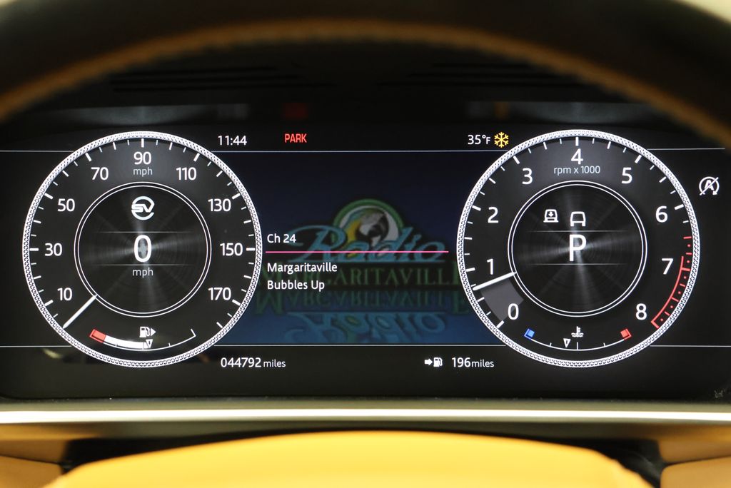 Thumbnail: 2019 Land Rover Range Rover - 20