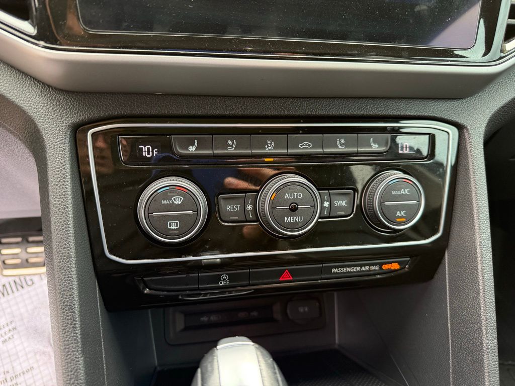 Thumbnail: 2022 Volkswagen Atlas - 19