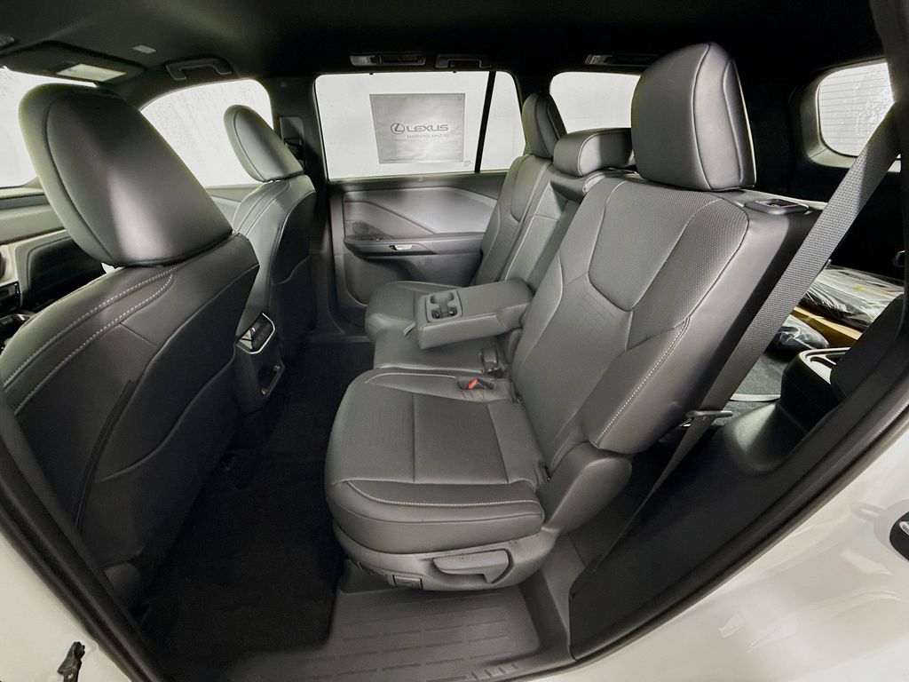 Thumbnail: 2026 Lexus TX - 17