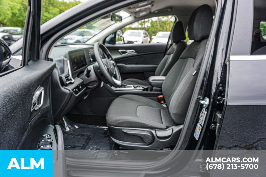 Used 2025 Black Kia LX image 19