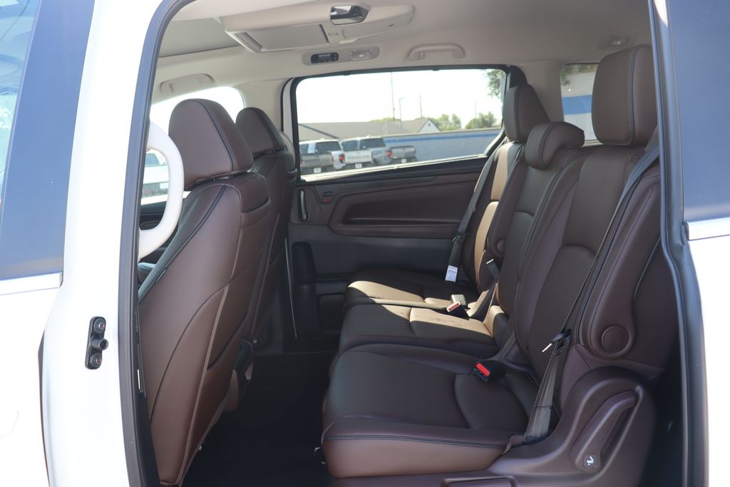 Thumbnail: 2025 Honda Odyssey - 11