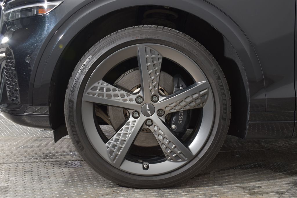 Thumbnail: 2024 Genesis GV70 - 12