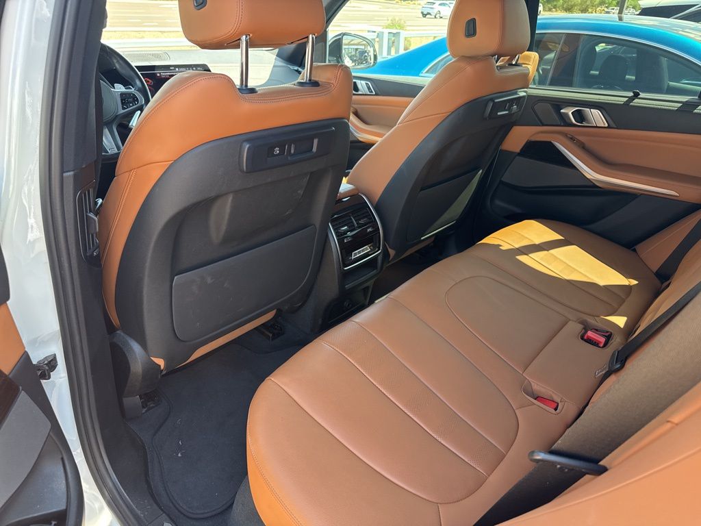 Thumbnail: 2021 BMW X5 - 8