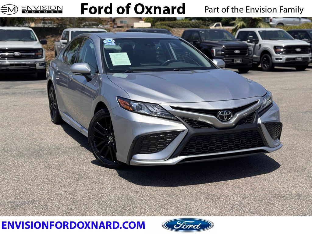 Celestial Silver Metallic 2023 Toyota Camry Sedan Front-Wheel Drive 8-Speed Automatic
