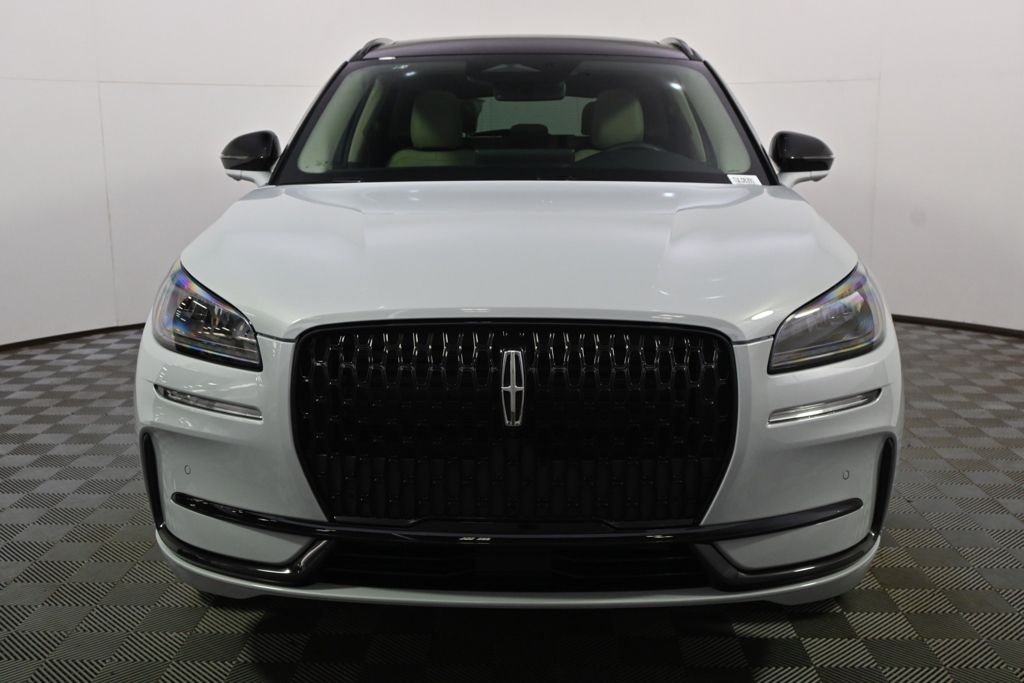 New 2026 White Lincoln Premiere image 10