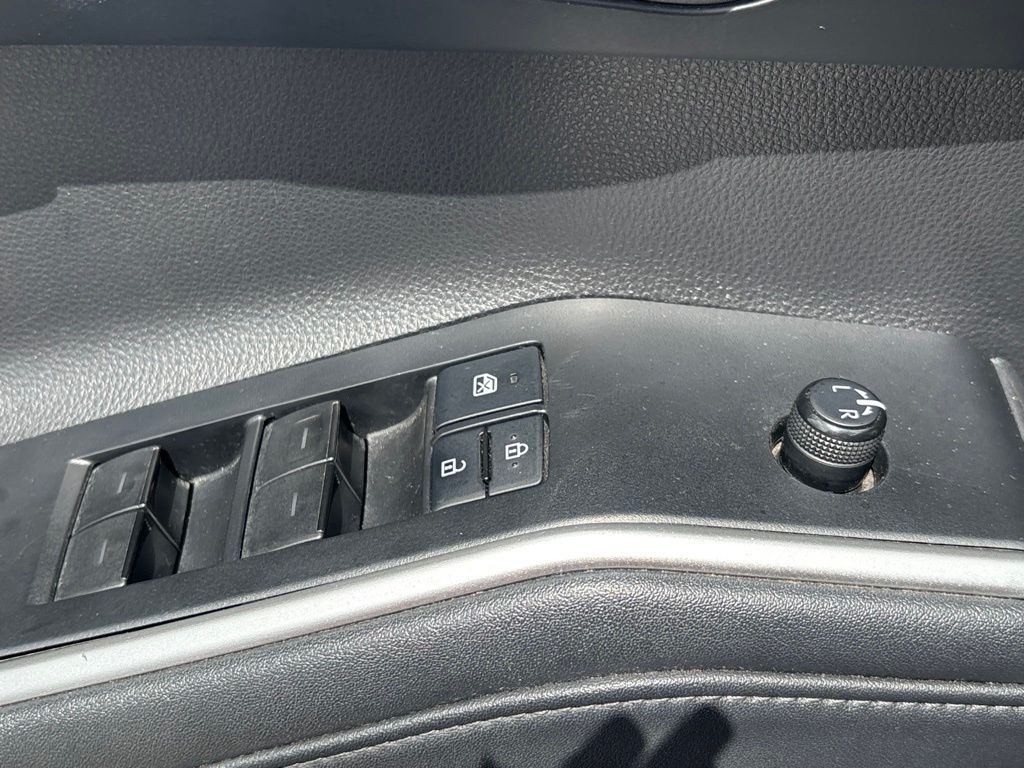 Used 2021 Toyota Highlander SUV
