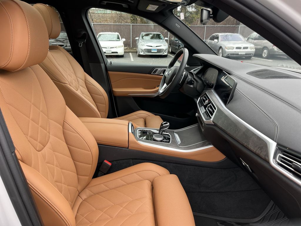 Thumbnail: 2023 BMW X5 - 26