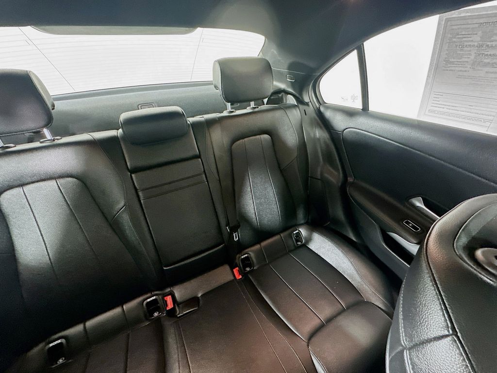 Used 2021 Gray Mercedes-Benz A 220 image 14