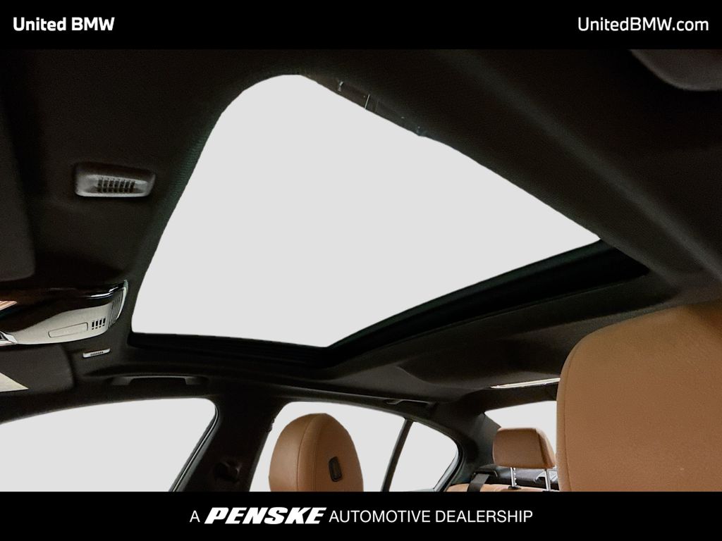 Thumbnail: 2020 BMW 5 Series - 12