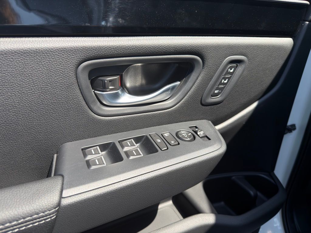 Thumbnail: 2026 Honda Pilot - 26