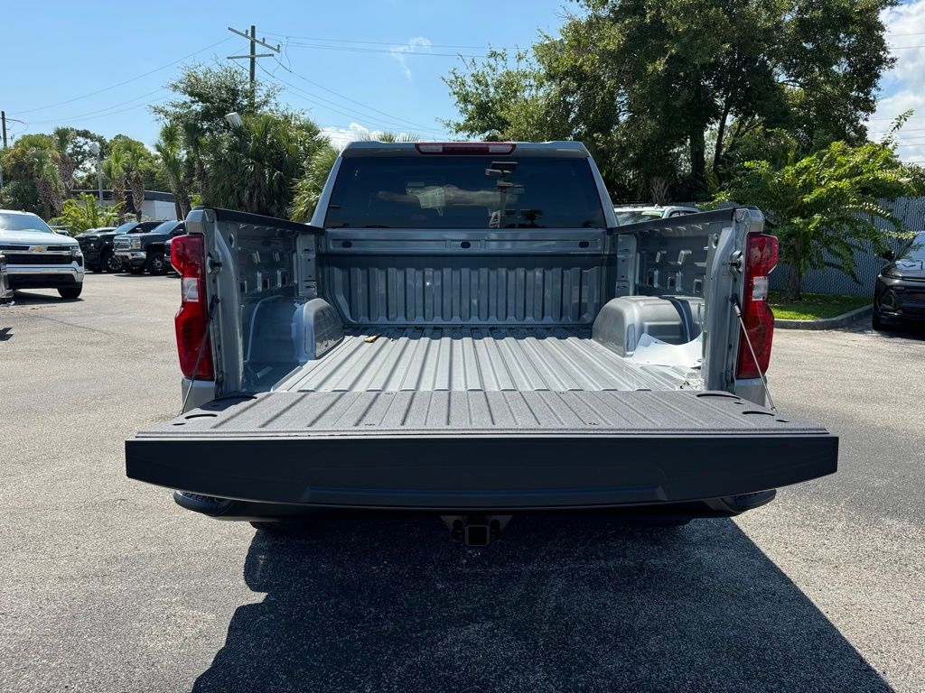 2024 Chevrolet Silverado 1500 WT 12