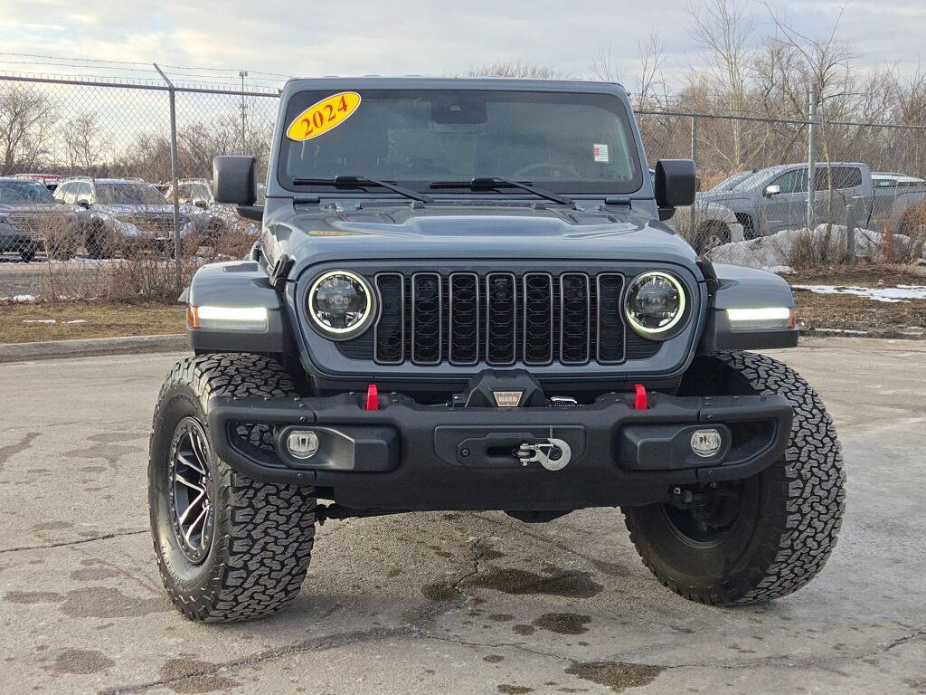 View vehicle photo 7