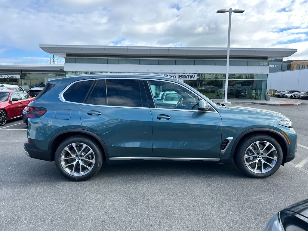 Thumbnail: 2026 BMW X5 - 6