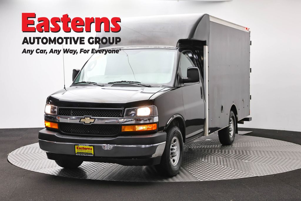 2017 Chevrolet Express Cutaway