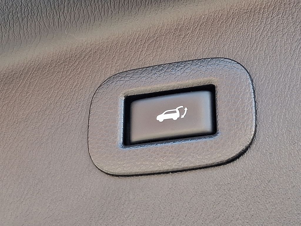 Thumbnail: 2018 INFINITI QX80 - 29