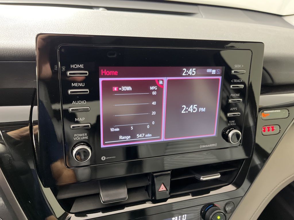 2024 Toyota Camry SE 28