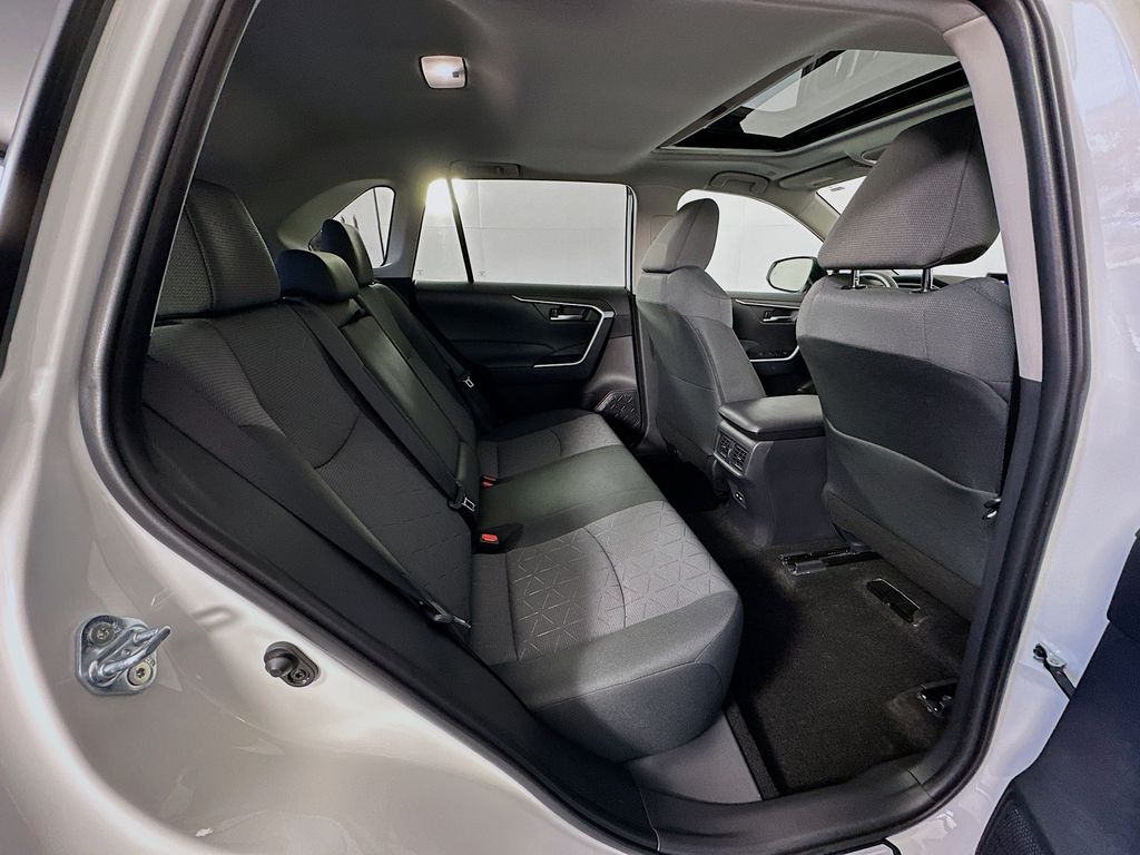 Thumbnail: 2025 Toyota RAV4 - 28