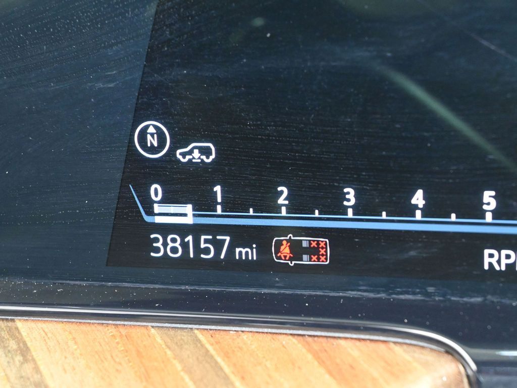 Used 2021 Black Raven Cadillac Sport Platinum image 41