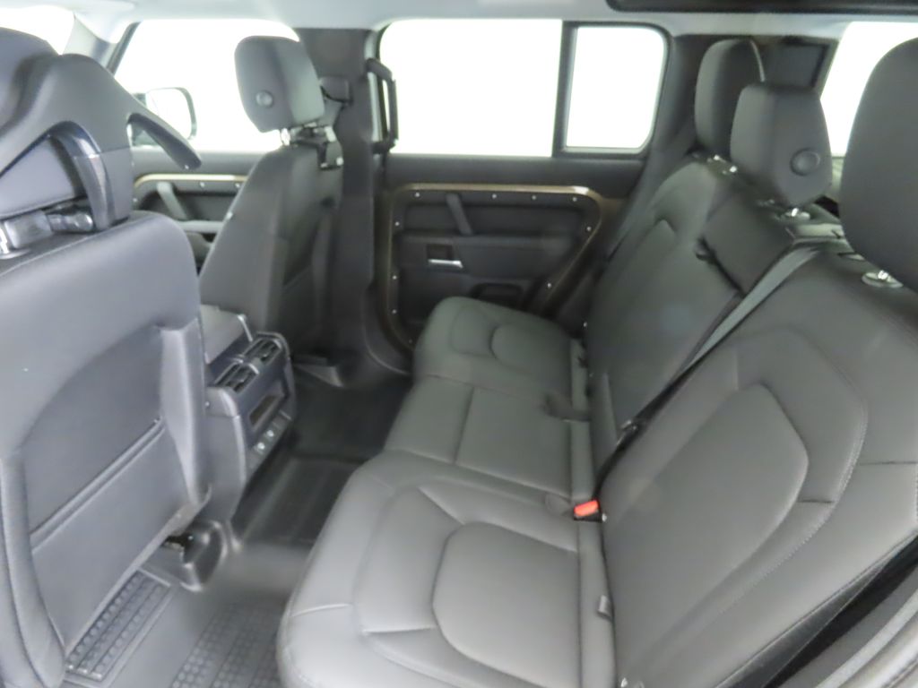 Thumbnail: 2025 Land Rover Defender - 22