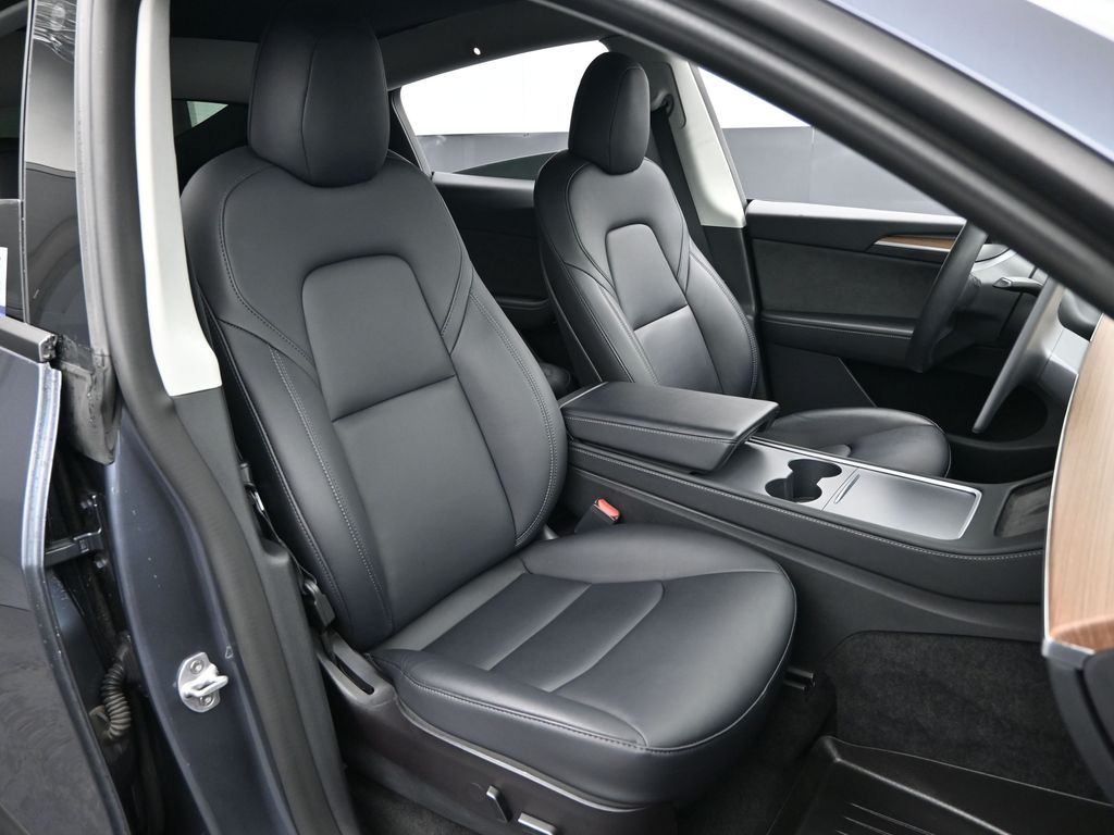 2023 Tesla Model Y Performance Dual Motor All-Wheel Drive