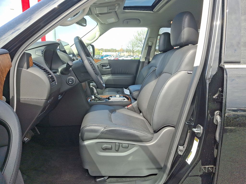 2024 Nissan Armada SL 15