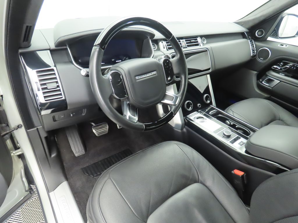 Thumbnail: 2021 Land Rover Range Rover - 9