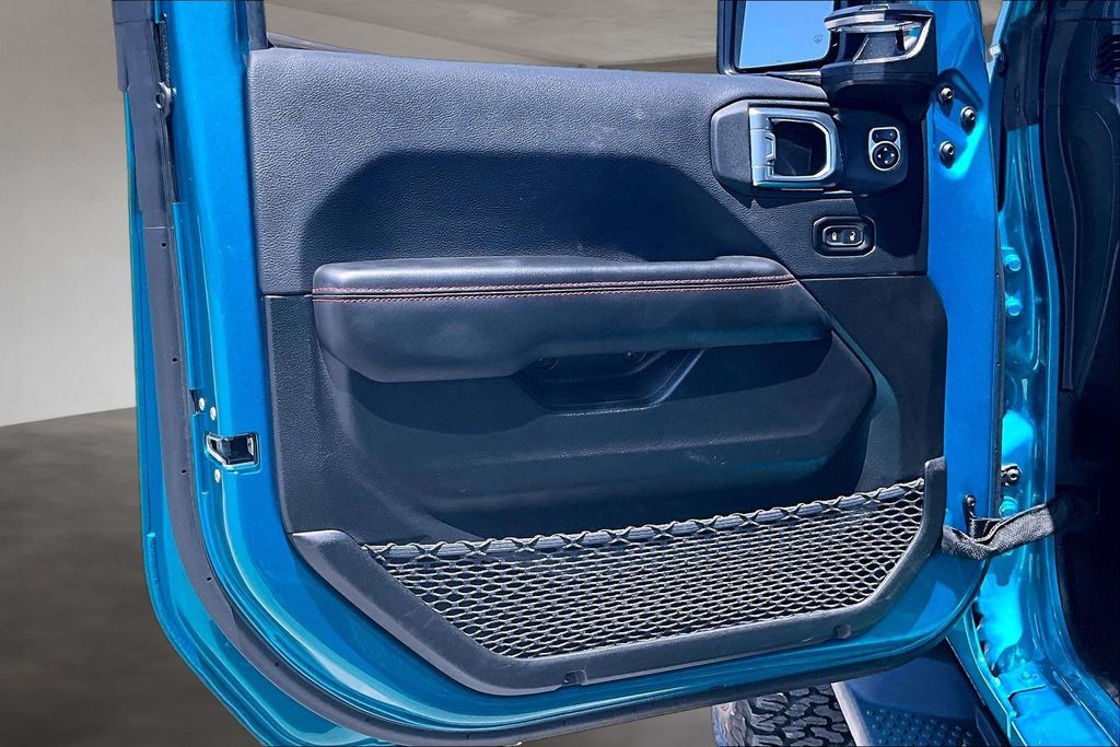 Used 2024 Jeep Wrangler SUV